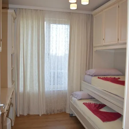 Bratanov In Roma Apartment Nessebar